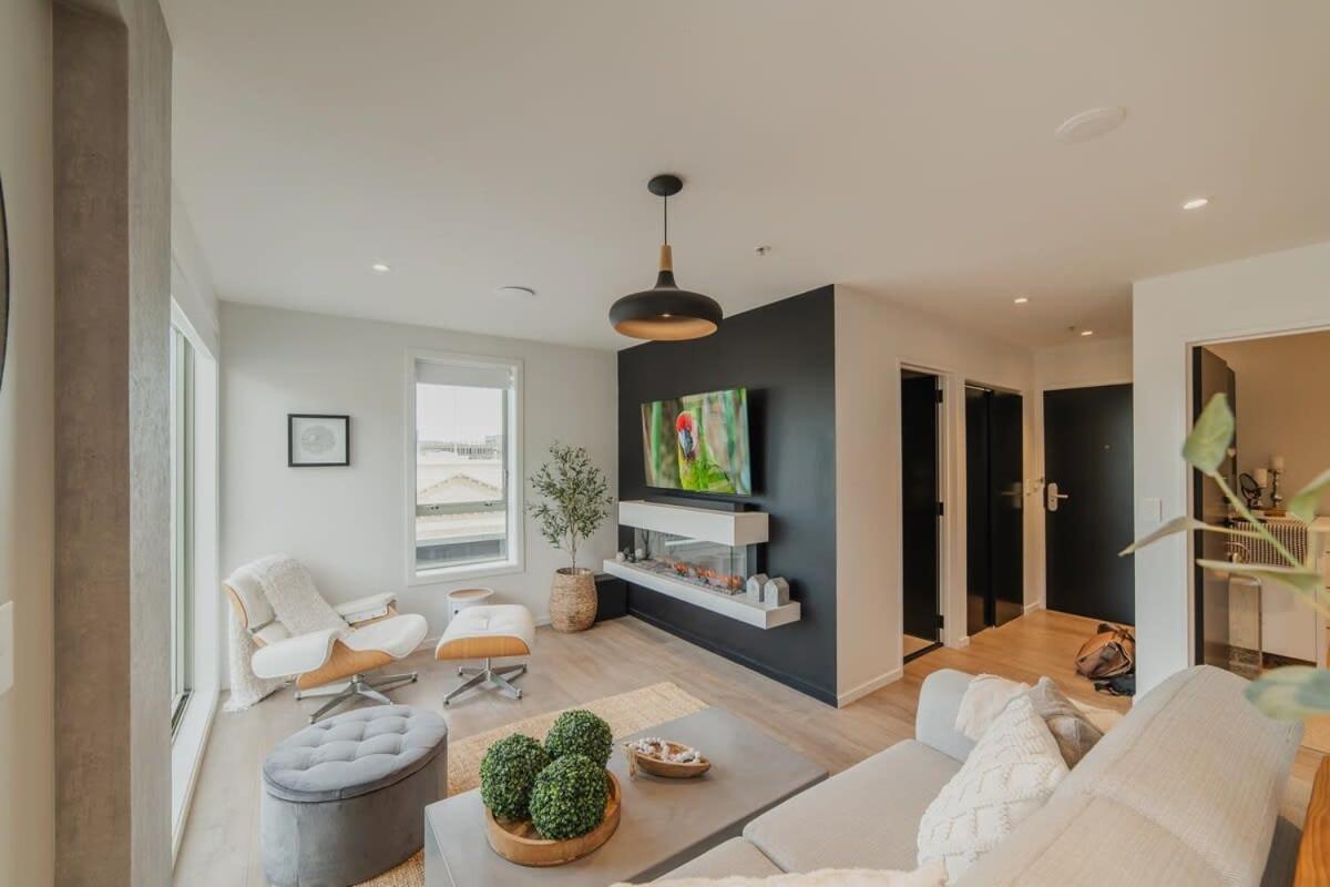 Penthouse Perfection - 2Br Elegance On Worcester St クライストチャーチ エクステリア 写真