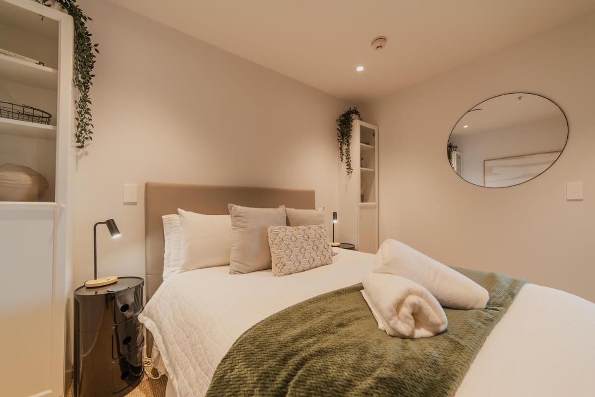 Penthouse Perfection - 2Br Elegance On Worcester St クライストチャーチ エクステリア 写真