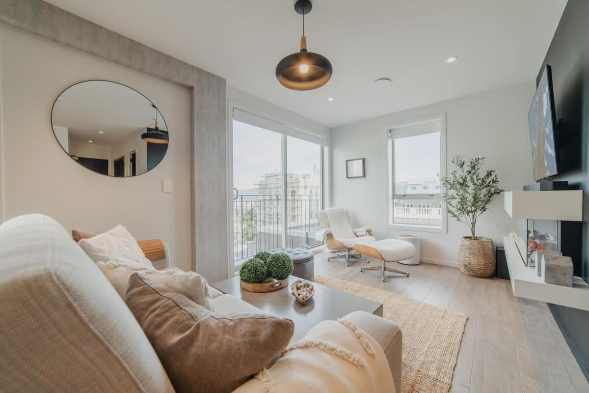 Penthouse Perfection - 2Br Elegance On Worcester St クライストチャーチ エクステリア 写真